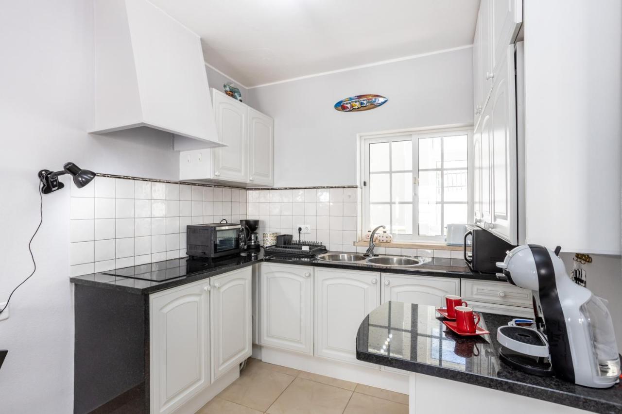 Newly Renovated 2 Bedroom Townhouse - Close To Salema Beach المظهر الخارجي الصورة