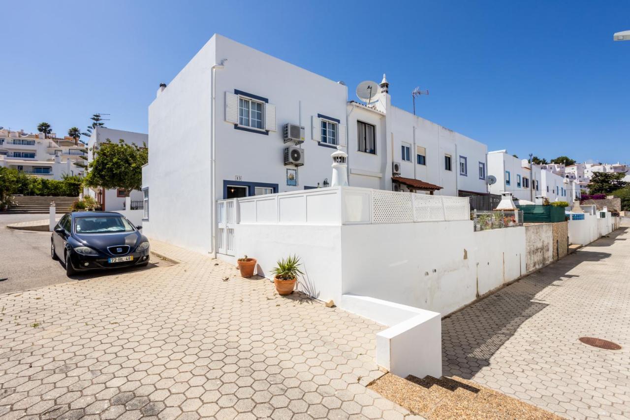 Newly Renovated 2 Bedroom Townhouse - Close To Salema Beach المظهر الخارجي الصورة