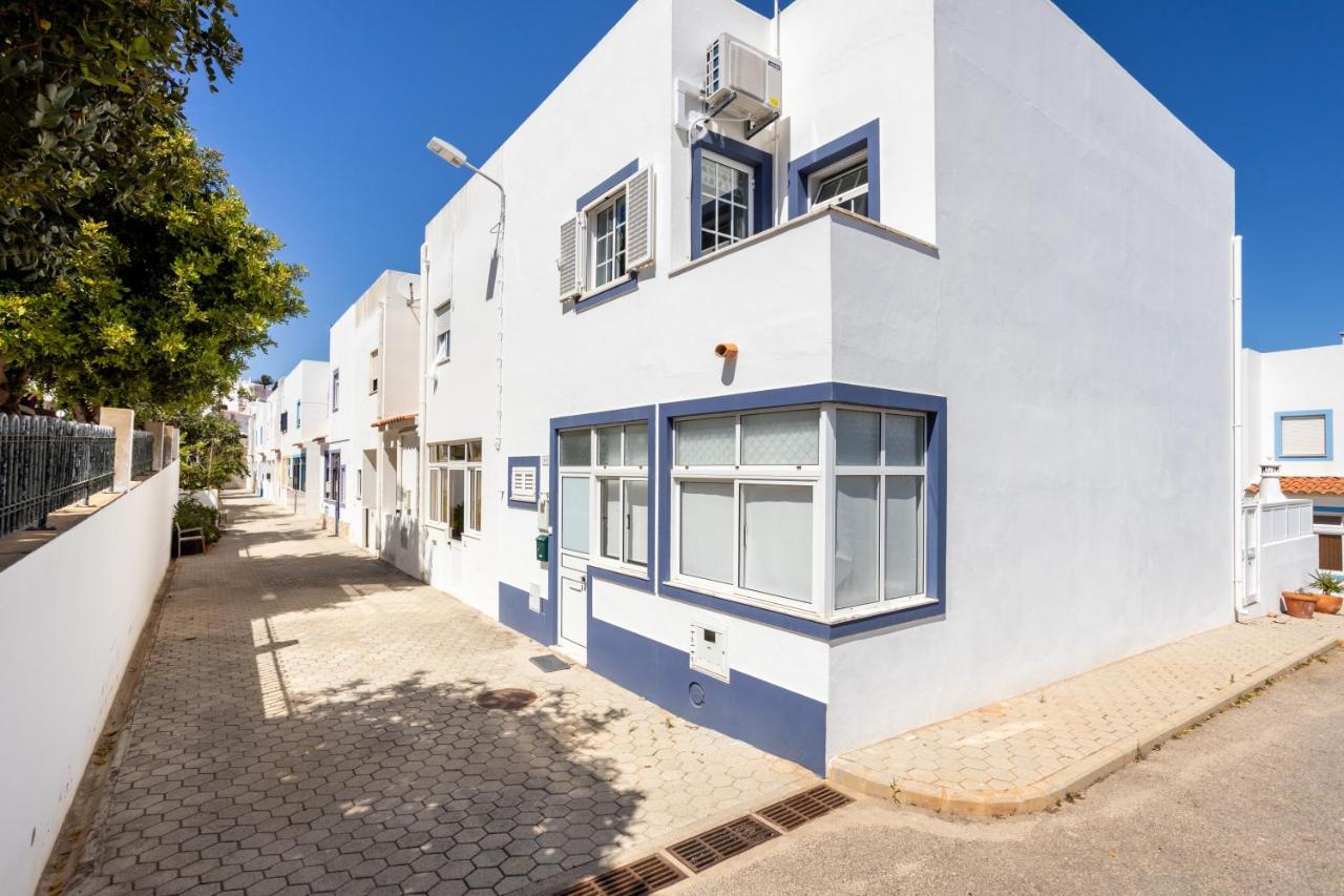Newly Renovated 2 Bedroom Townhouse - Close To Salema Beach المظهر الخارجي الصورة